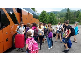 Škola v přírodě, první pozdrav