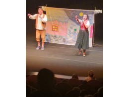 VÁNOČNÍ KABARET